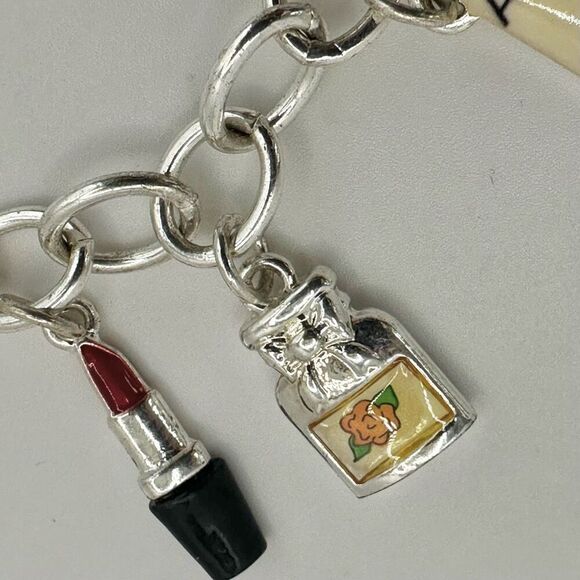 Avon vintage silver tone  charm bracelet - Picture 8 of 12